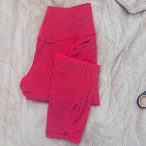 Athleta Salutation Stash 7/8 Tight